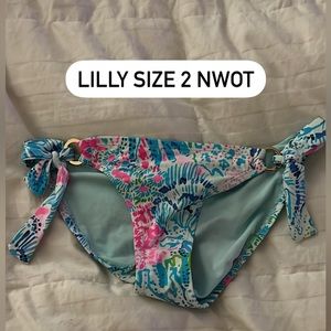 Lilly Pulitzer NWOT Laelia bottoms in Multi Sink or Swim size 2